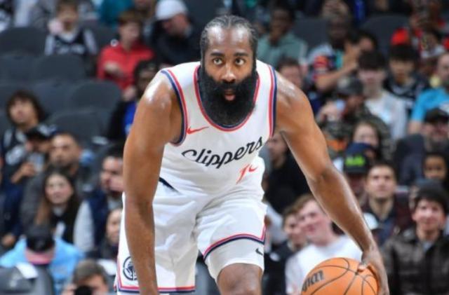 顶级表现扛住快艇压力 今夏续约，哈登不会再让步