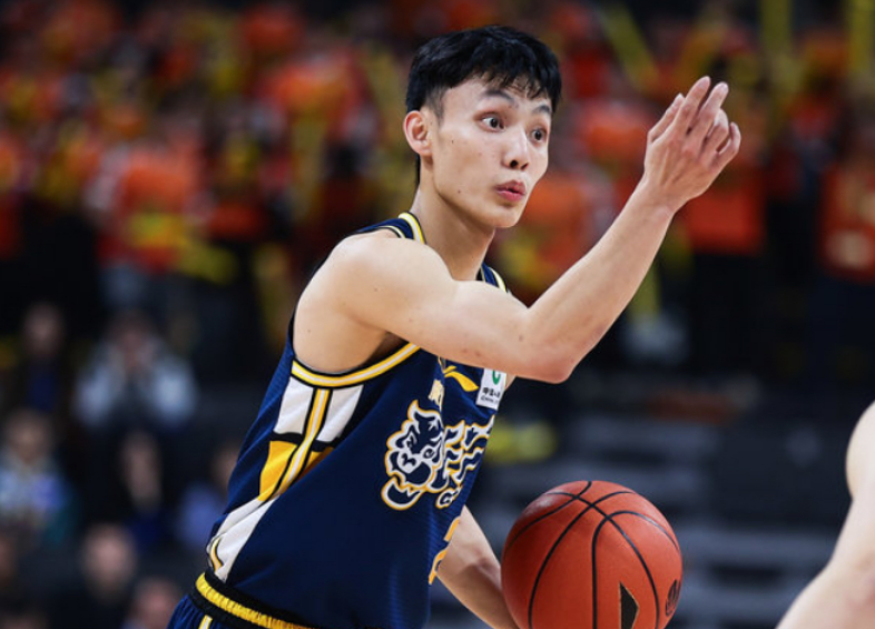 开云体育-CBA官宣全明星投票：徐杰超70万总票王 赵睿北区票王 周琦下滑