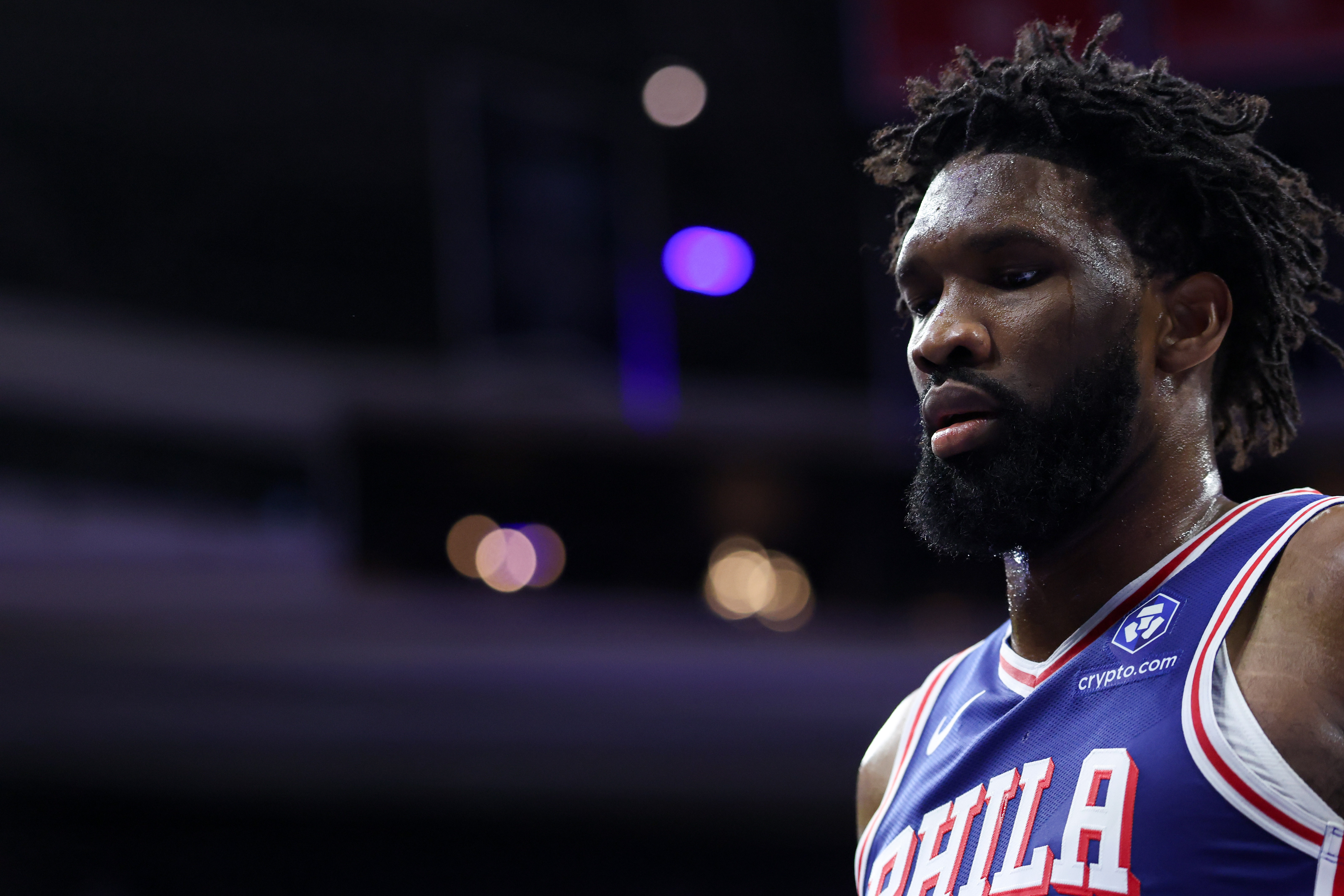 本赛季场均23.4分6.9板！明日76人主场迎战奇才 恩比德出战成疑